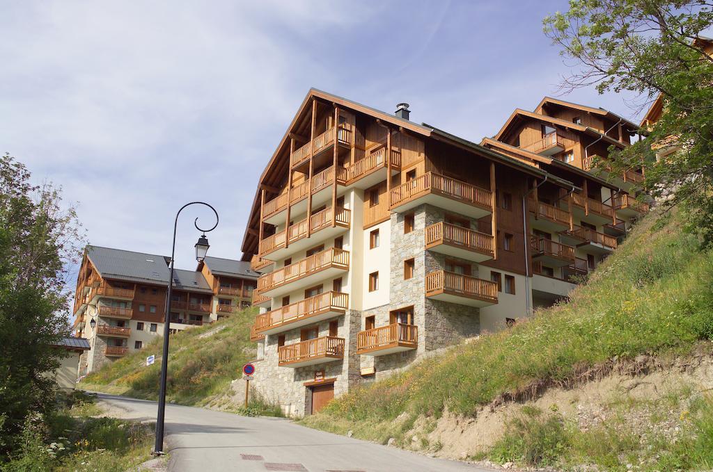 Residence Odalys Le Hameau Et Les Chalets De La Vallee D'Or Валуар Экстерьер фото